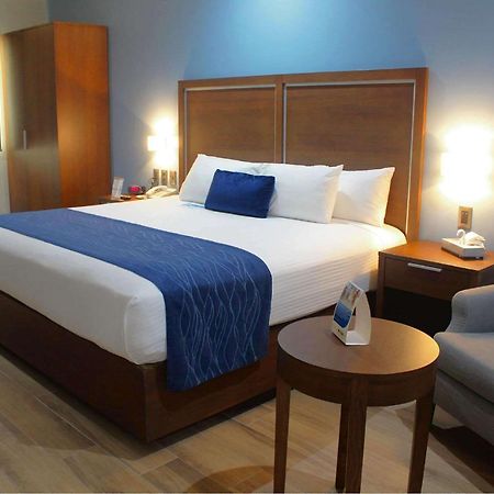 Comfort Inn Monterrey Norte San Nicolás de los Garzas Exterior foto